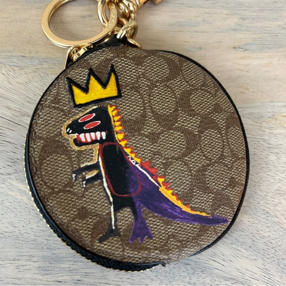 Coach x Jean Michel Basquiat Circular Coin Pouch In Signature Canvas, NWT - Picture 2 of 7